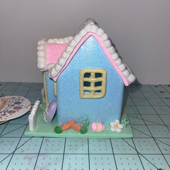 Easter Village LED Decor Set - Picture 10 of 12